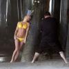 L'ex-Playmate de 26 ans Nikki Leigh, en bikini pour un shooting avec le photographe Estevan Oriol sur une plage de Santa Monica. Le 14 mai 2013.