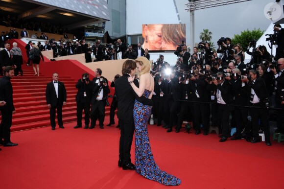 Nicole Kidman et Keith Urban à la montée des marches du film Inside Llewyn Davis au Palais des Festivals, à Cannes, le 19 mai 2013.