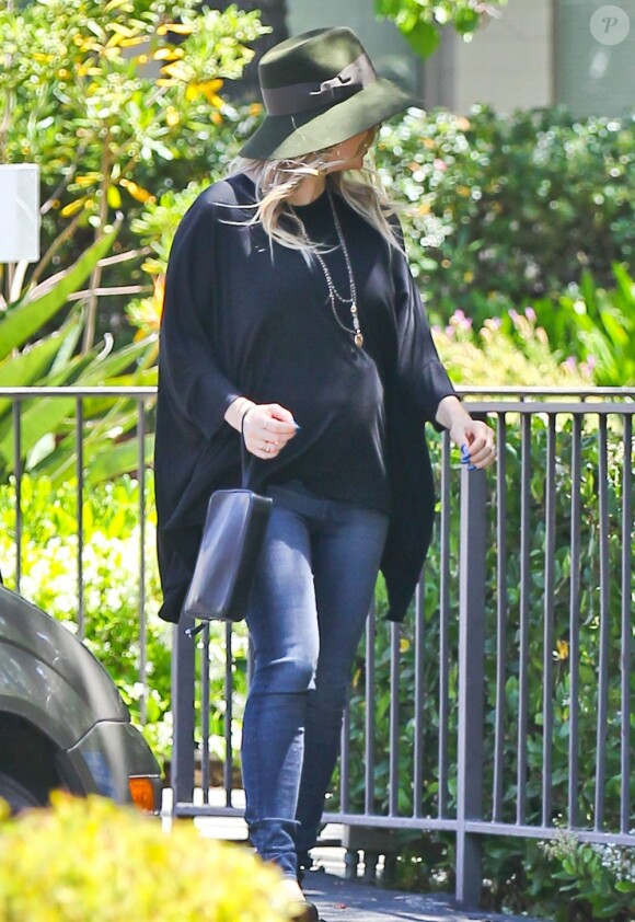 Fergie, enceinte, à Santa Monica, le 19 mai 2013.