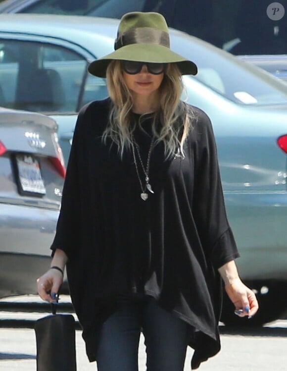 Fergie, enceinte, dans les rues de Santa Monica, le 19 mai 2013.