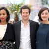 Zoe Saldana, Guillaume Canet et Marion Cotillard au photocall du film Blood Ties au 66e Festival du film de Cannes, le 20 mai 2013.