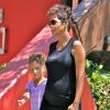 L'actrice Halle Berry, enceinte, va chercher sa fille Nahla à l'école à Los Angeles, le 21 mai 2013.