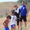 Heidi Klum, Martin Kirsten et les petits Henry et Johan (7 et 6 ans) font de la randonnée à Baldwin Park. Le 19 mai 2013.