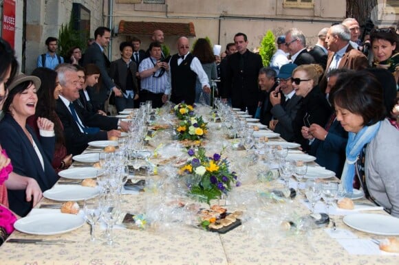Ang Lee, Christoph Waltz, Daniel Auteuil, Nicole Kidman et Steven Spielberg lors du déjeuner de l'aïoli avec le maire de Cannes le 24 mai 2013