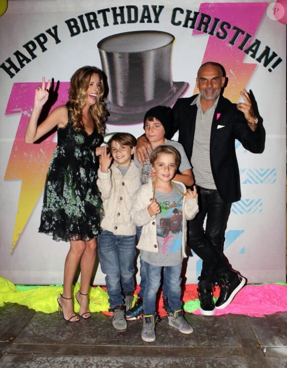 Christian Audigier fêtant son 55ème anniversaire à Los Angeles le vendredi 24 mai 2013, avec Nathalie Sorensen et ses trois enfants.