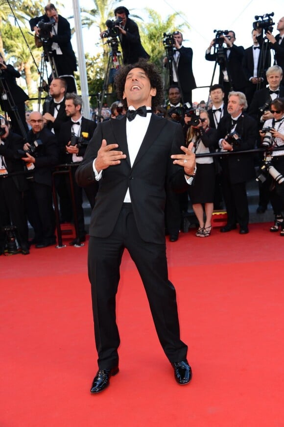 Tomer Sisley lors de la montée des marches pour la clôture du Festival de Cannes le 26 mai 2013