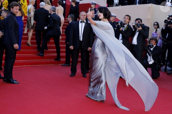 Asia Argento sur les marches - Clôture du 66e Festival du film de Cannes, le 26 mai 2013.