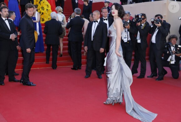 Asia Argento sur les marches - Clôture du 66e Festival du film de Cannes, le 26 mai 2013.