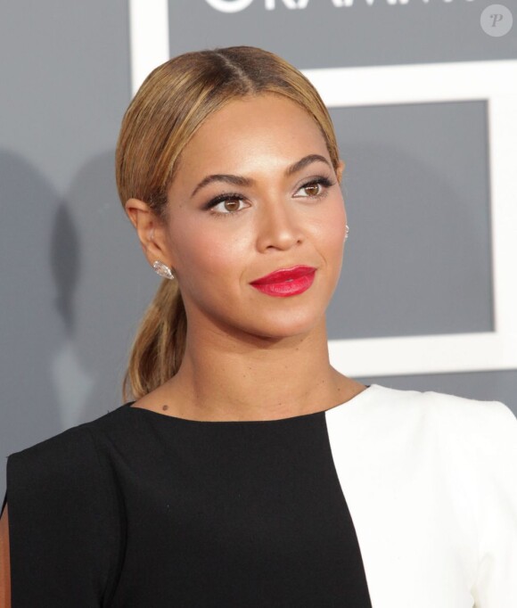 Beyonce à la 55e cérémonie des Grammy Awards à Los Angeles, le 10 février 2013.