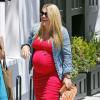 Busy Philipps, très enceinte, dans les rues de West Hollywood, le 29 mai 2013.