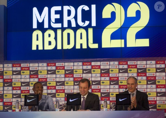 Eric Abidal lors de sa conférence de presse d'adieu au FC Barcelone le 30 mai 2013