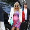 Fergie (enceinte) arrive à la baby shower d'Erinn Bartlett, la femme d'Oliver Hudson, à Los Angeles, le 01 juin 2013.