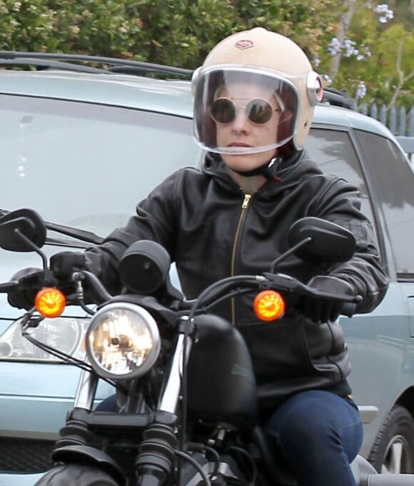 Exclusif - Pink et Carey Hart en sortie moto à Malibu, le 6 juin 2013.