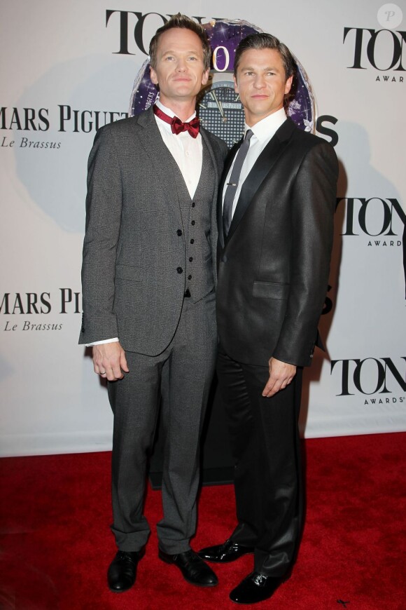 Neil Patrick Harris et David Burtka lors de la 67e édition des Tony Awards à New York le 9 juin 2013