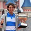 Après avoir gagné son huitième Roland-Garros, Rafael Nadal était en visite à Disneyland Paris avec sa Coupe des Mousquetaires qu'il a présenté devant un public conquis, au pied du château de la Belle au Bois Dormant le 10 juin 2013