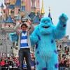 Après avoir gagné son huitième Roland-Garros, Rafael Nadal était en visite à Disneyland Paris avec sa Coupe des Mousquetaires qu'il a présenté devant un public conquis, au pied du château de la Belle au Bois Dormant le 10 juin 2013