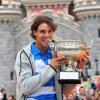 Après avoir gagné son huitième Roland-Garros, Rafael Nadal était en visite à Disneyland Paris avec sa Coupe des Mousquetaires qu'il a présenté devant un public conquis, au pied du château de la Belle au Bois Dormant le 10 juin 2013