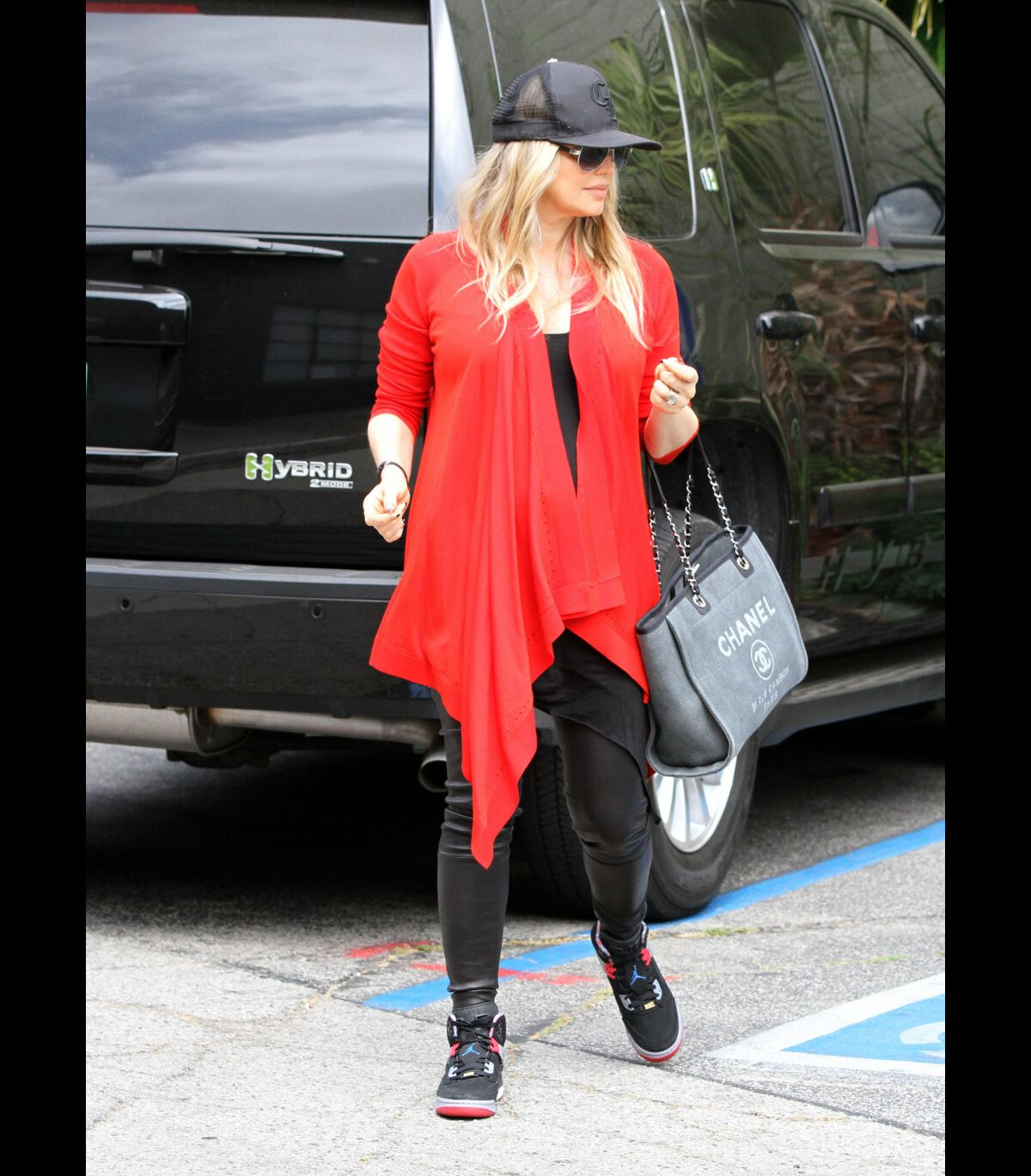 Photo Fergie, enceinte, à Santa Monica, le 12 juin 2013. Purepeople