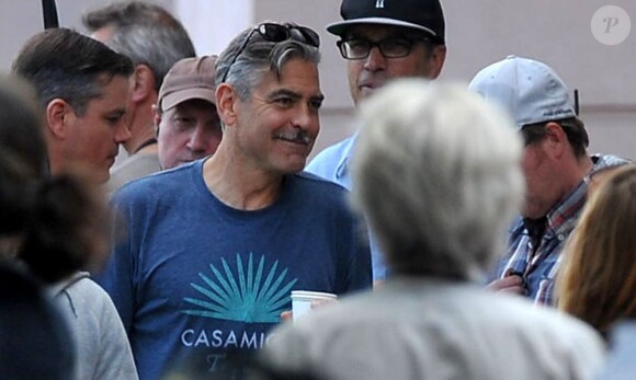 George Clooney tournant des scènes de The Monuments Men à Berlin le 10 jiun 2013