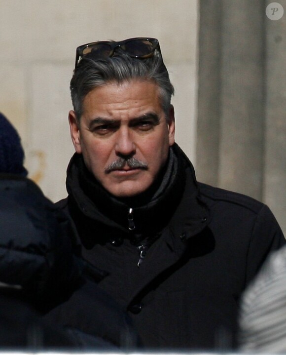 George Clooney durant le shooting du film The Monuments Men à Berlin le 25 mars 2013