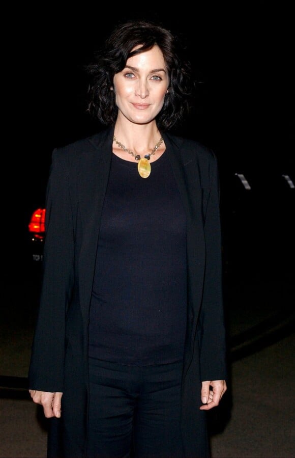 Carrie-Anne Moss le 5 février 2003