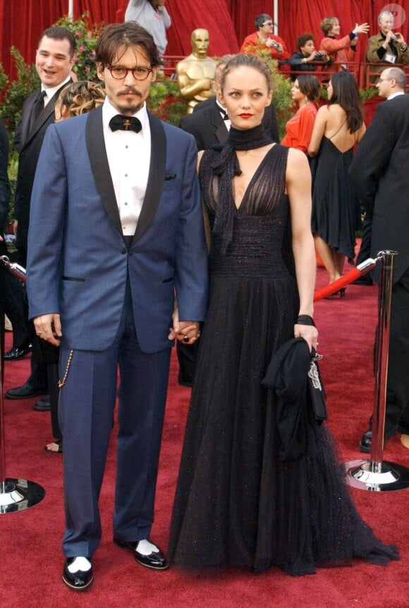 Johnny Depp et Vanessa Paradis lors des Oscars 2005