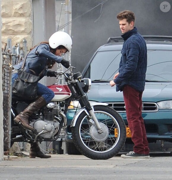 Andrew Garfield et Shailene Woodley sur le tournage du film The Amazing Spider-Man 2 à New York, le 26 février 2013.