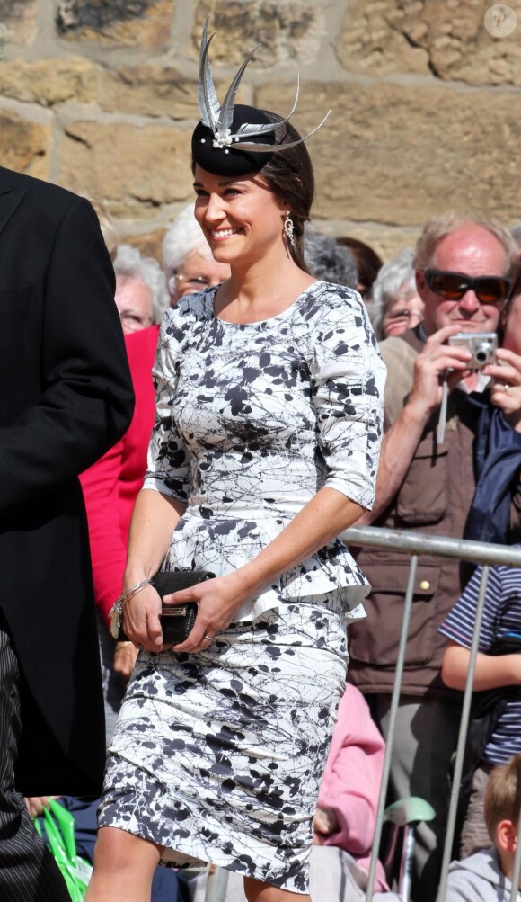 Pippa Middleton lors du mariage de Lady Melissa, fille du duc de Northumberland, et de Thomas van Straubenzee à Alnwick en Angleterre le 22 juin 2013