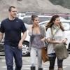 La chanteuse Selena Gomez s'est rendue au zoo avec sa mère Mandy et son beau-père Brian Teefey à Los Angeles, le 24 septembre 2011.