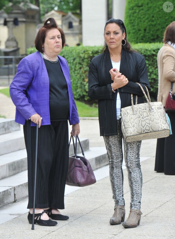 Suzy Menkes, Hermine de Clermont-Tonnerre - Funérailles du couturier Jean-Louis Scherrer au cimetière du Père-Lachaise. A Paris le 26 juin 2013.