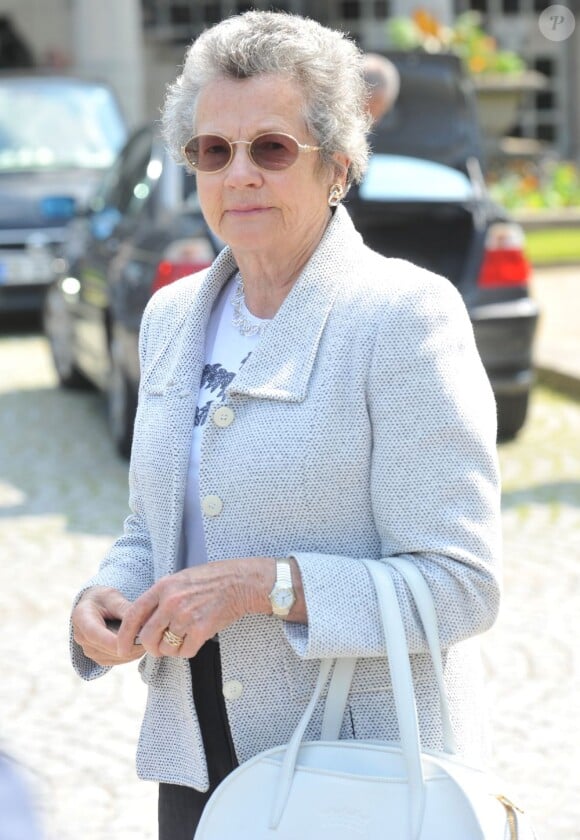 Anne-Aymone Giscard d'Estaing - Funérailles du couturier Jean-Louis Scherrer au cimetière du Père-Lachaise. A Paris le 26 juin 2013.