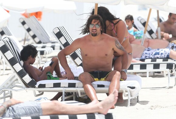 Exclusif - Le footballeur Amauri Carvalho en vacances à Miami avec son fils Hugo et sa fille Cindy, le 26 Juin 2013.