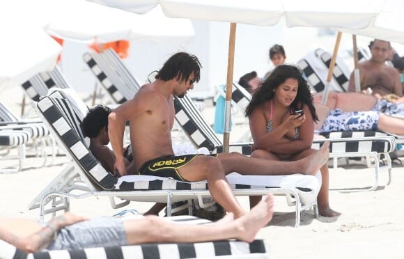Exclusif - Le footballeur Amauri en vacances à Miami avec son fils Hugo et sa fille Cindy, le 26 Juin 2013.