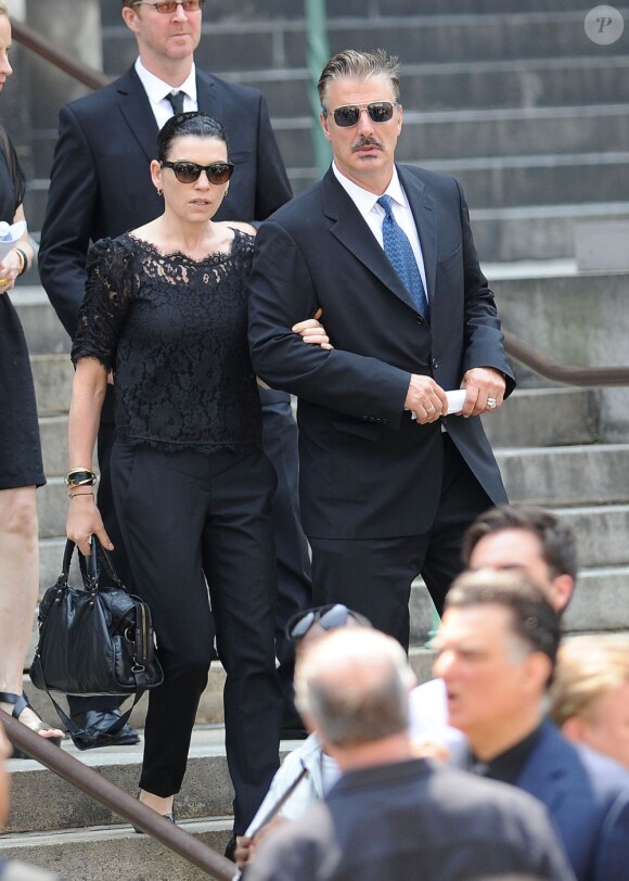 Julianna Margulies et Chris Noth aux funérailles de James Gandolfini à la cathédrale Saint John The Divine à New York, le 27 juin 2013.