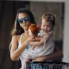 Jessica Alba en famille accompagnée de ses filles le 30 juin 2013 à Los Angeles