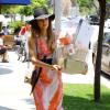 Jessica Alba dans un look d'été dans les rues de Los Angeles, le 29 juin 2013