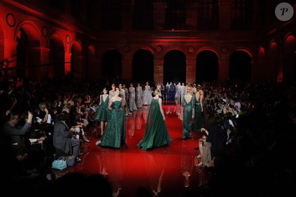 Défilé Elie Saab haute couture automne-hiver 2013-2014 au Palais Brongniart. Paris, le 3 juillet 2013.