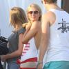 Paris Hilton fait la fête sur la plage à l'occasion de la fête nationale, à Malibu, le 4 juillet 2013.