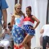 Paris Hilton et la chanteuse Christina Milian font la fête sur la plage à l'occasion de la fête nationale à Malibu, le 4 juillet 2013.