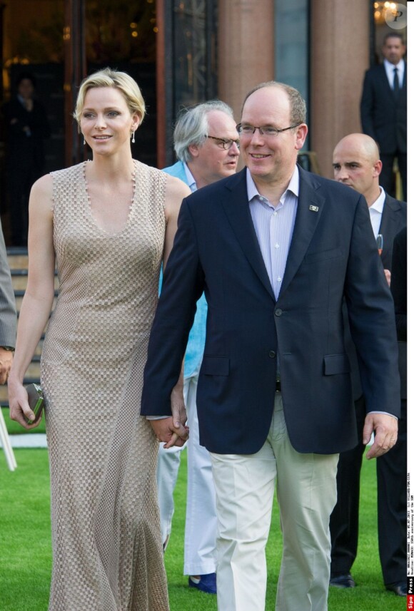 Albert de Monaco et la princesse Charlene lors de la cérémonie organisée en l'honneur du 150e anniversaire de la Société des Bains de Mer à Monaco, le 5 juillet 2013