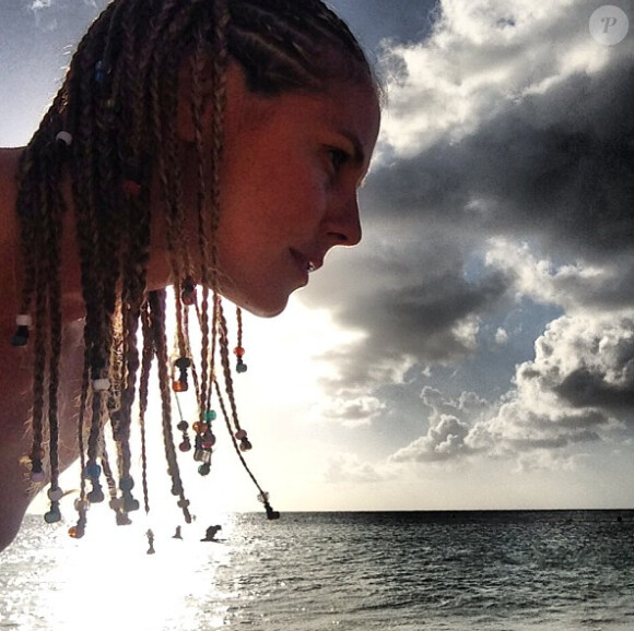 Heidi Klum dévoile sa nouvelle coupe de cheveux à l'occasion de vacances aux Bahamas. Juillet 2013