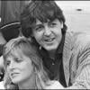Paul McCartney et Linda à Cannes en 1980.
