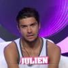 Julien dans la quotidienne de Secret Story 7 sur TF1 le vendredi 12 juillet 2013