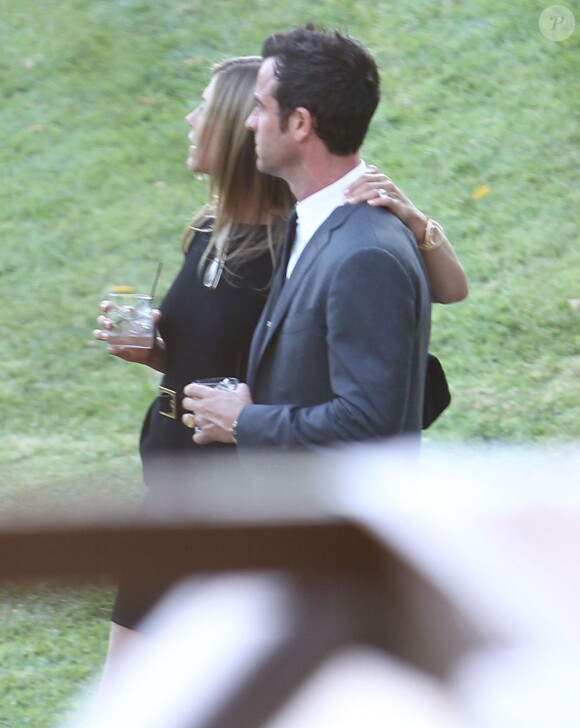 Mariage de Jimmy Kimmel et Molly McNearney à Ojai, le 13 juillet 2013. Ici on peut voir Jennifer Aniston et Justin Theroux.