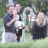 Mariage de Jimmy Kimmel et Molly McNearney à Ojai, le 13 juillet 2013. Ici on peut voir les mariés prendre la pose avec Dax Shepard et sa fiancée Kristen Bell.