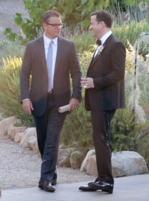 Mariage de Jimmy Kimmel et Molly McNearney à Ojai, le 13 juillet 2013. Ici on peut voir le marier discuter avec Matt Damon.