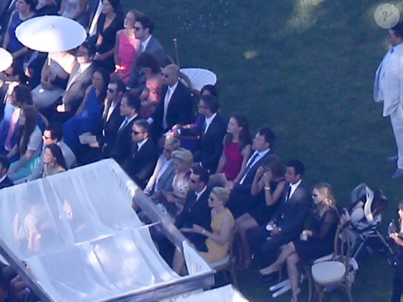 Mariage de Jimmy Kimmel et Molly McNearney à Ojai, le 13 juillet 2013. Ici on peut voir Jennifer Garner, Ben Affleck, Jennifer Aniston, Justin Theroux, Kristen Bell et Dax Shepard.