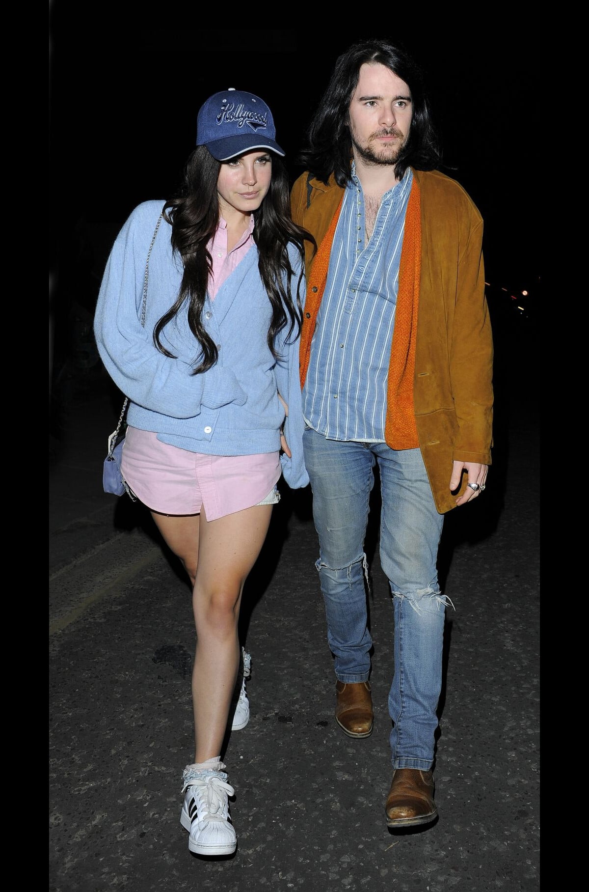 Photo Lana Del Rey et BarrieJames O'Neill aux abords d'un studio d