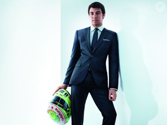 Sergio Pérez, de l'écurie McLaren prend la pose pour la nouvelle collection Boss McLaren Automne 2013