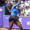 Serena Williams lors de son entrée en lice à l'open de Bastad face à Sesil Karatancheva le 16 juillet 2013
